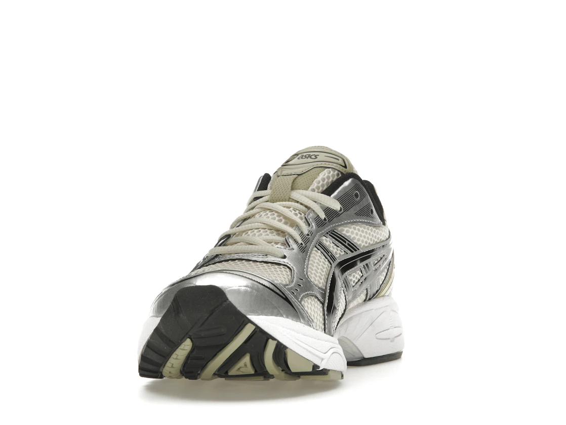 Vue 12 de ASICS Gel-Kayano 14 Birch Pure Silver