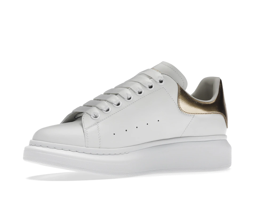 Vue 16 de Alexander McQueen Oversized Light Gold 