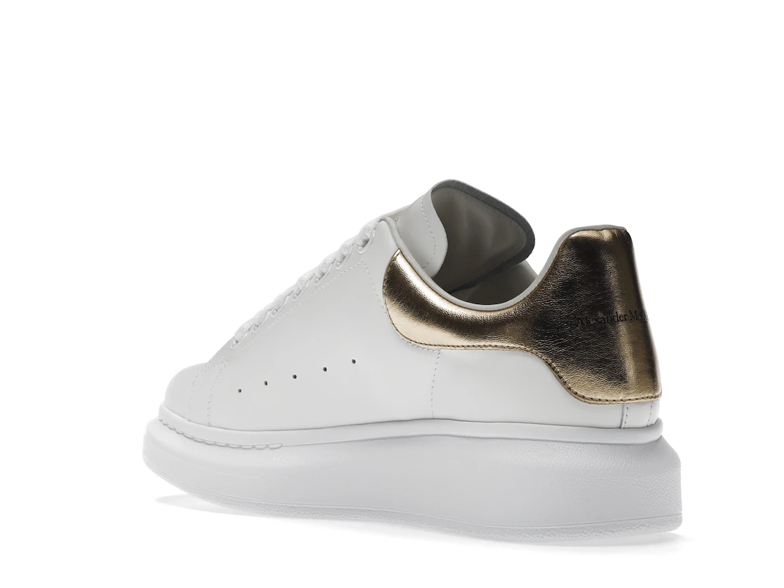 Vue 24 de Alexander McQueen Oversized Light Gold 