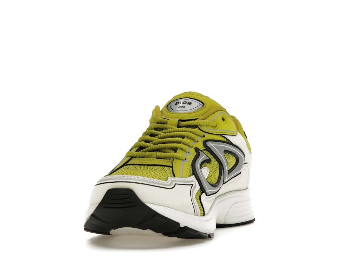 Vue 12 de Dior B30 Yellow