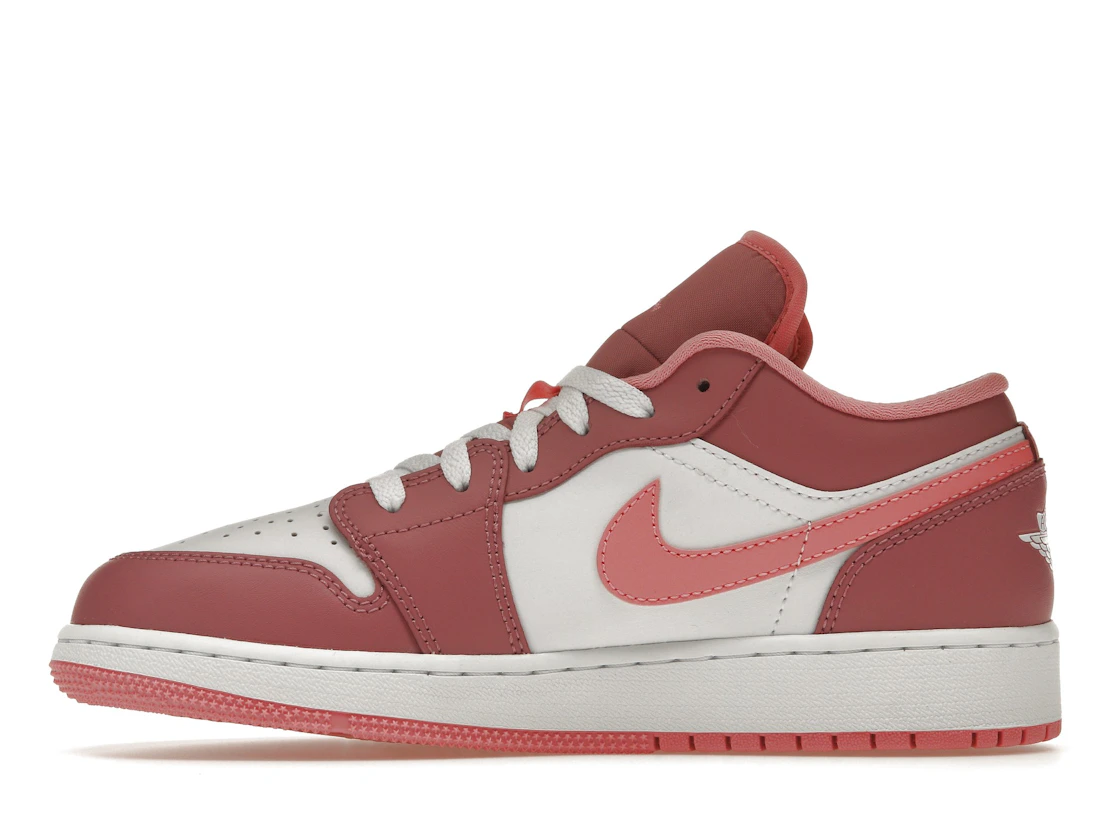 Vue 19 de Jordan 1 Low Desert Berry (GS)