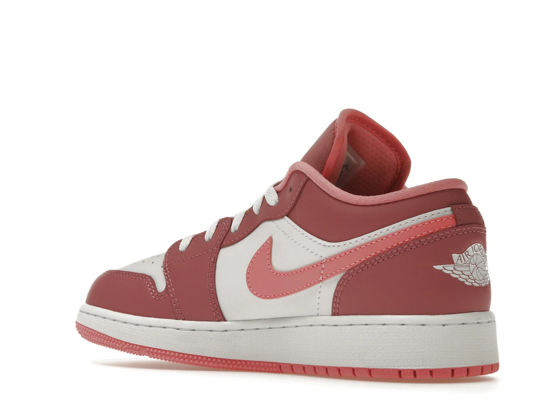 Vue 23 de Jordan 1 Low Desert Berry (GS)