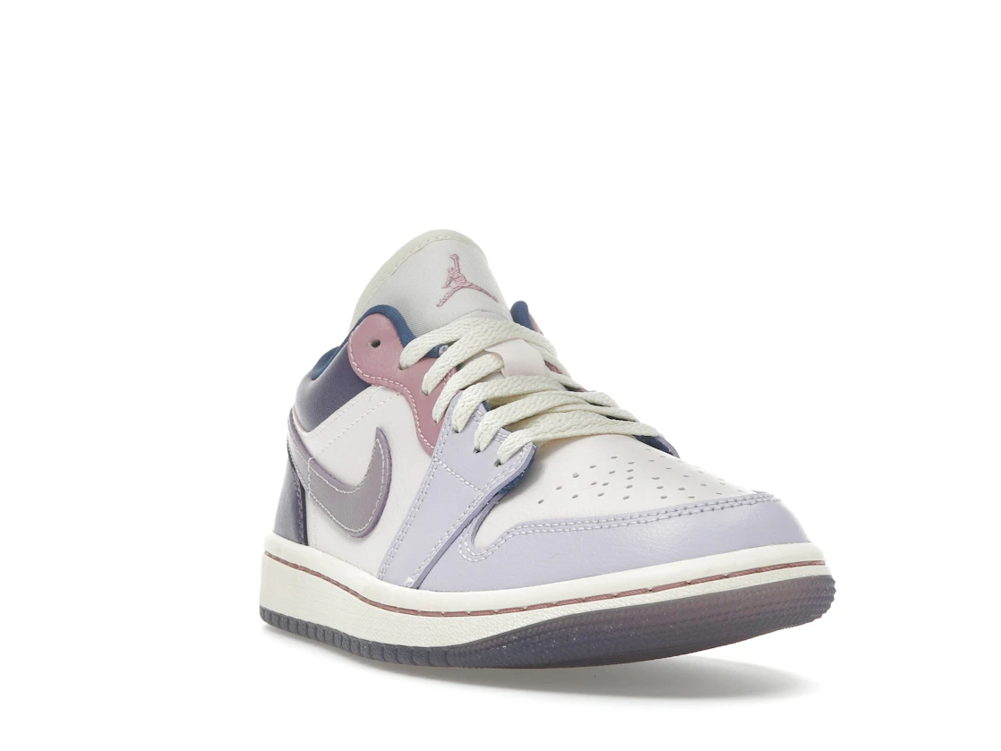 Vue 7 de Jordan 1 Low Pastel Purple 