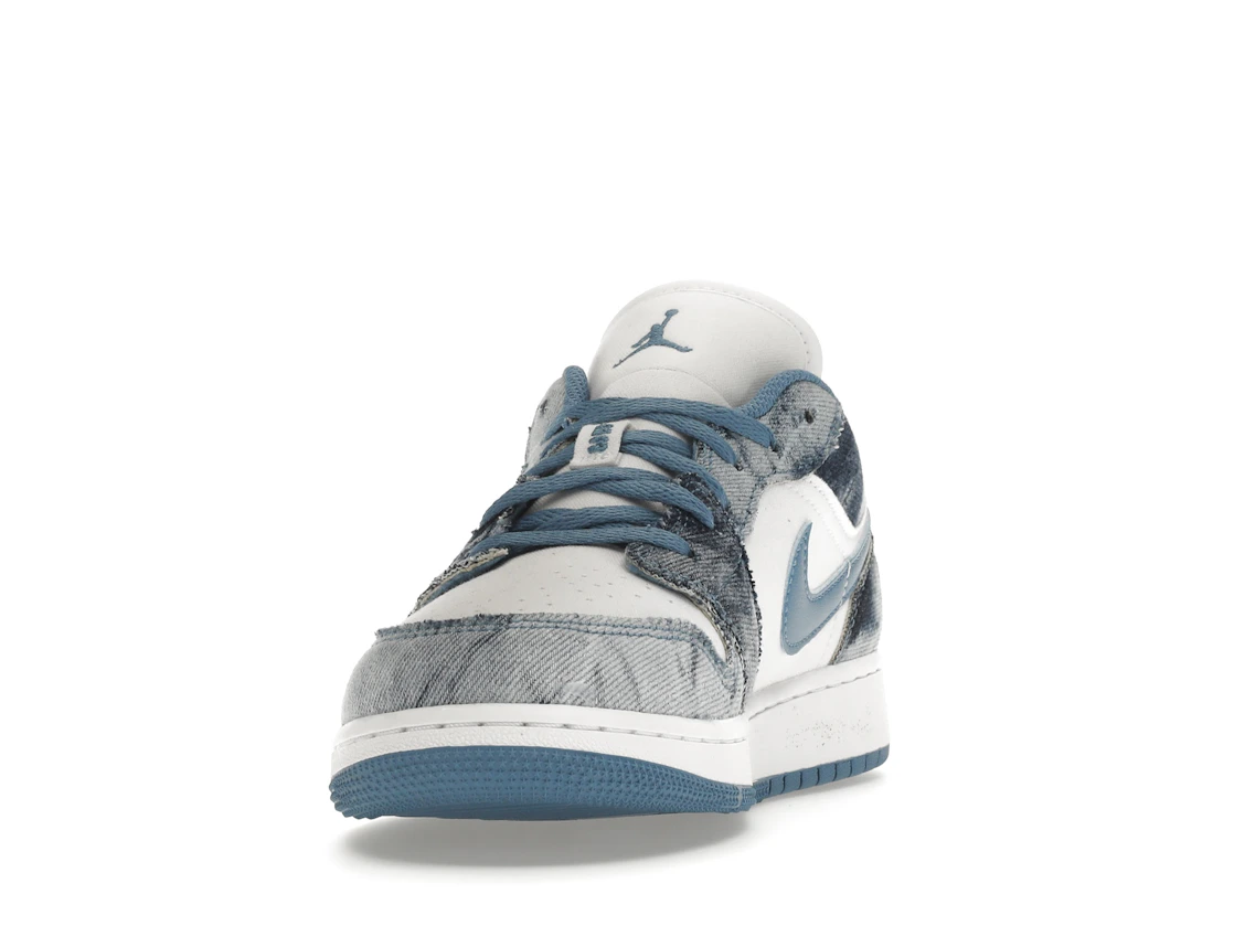 Vue 12 de Jordan 1 Low Washed Denim (GS)