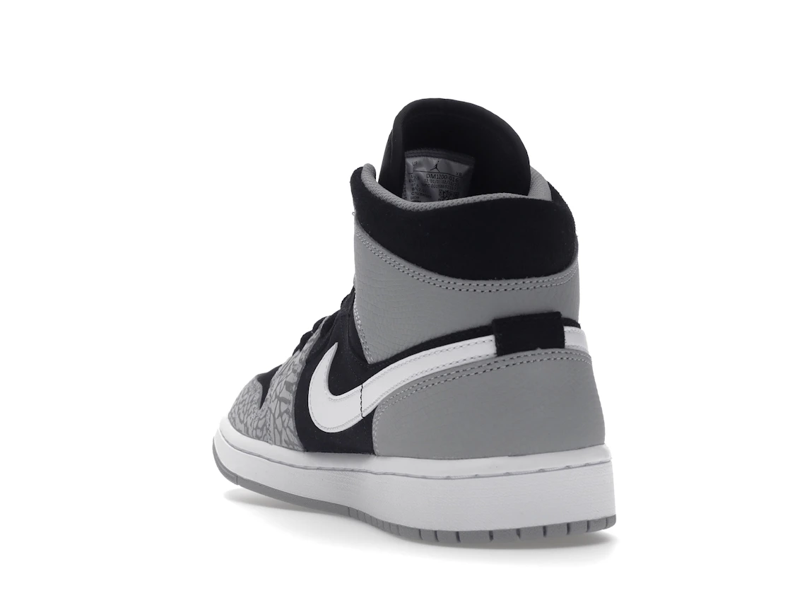 Vue 26 de Jordan 1 Mid SE Elephant Print