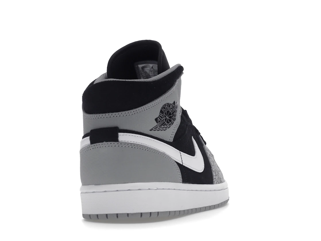 Vue 30 de Jordan 1 Mid SE Elephant Print