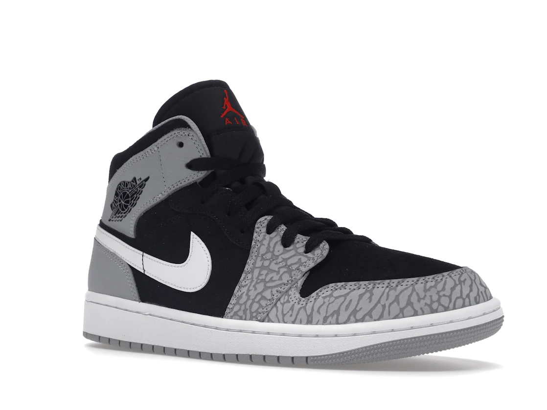 Vue 5 de Jordan 1 Mid SE Elephant Print