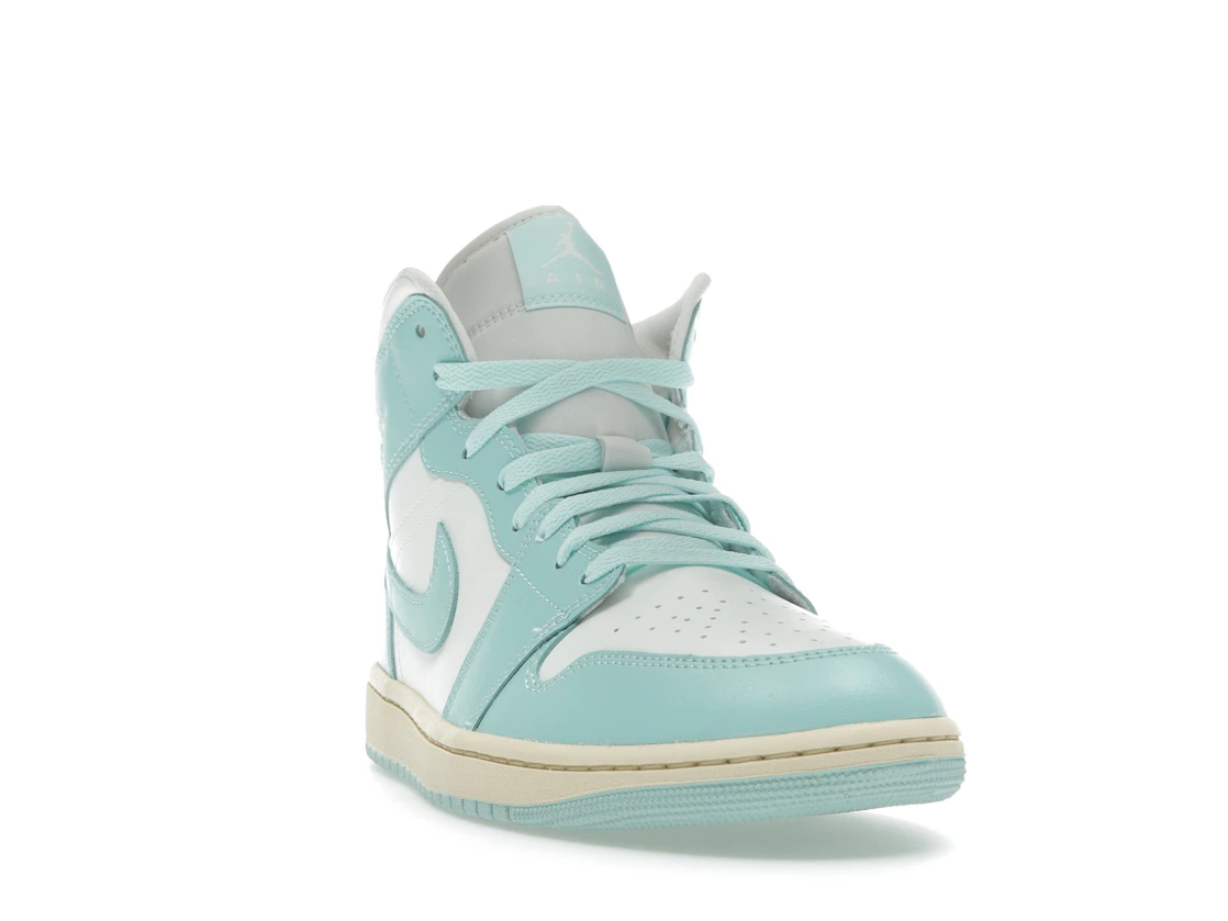 Vue 8 de Jordan 1 Mid Light Dew 