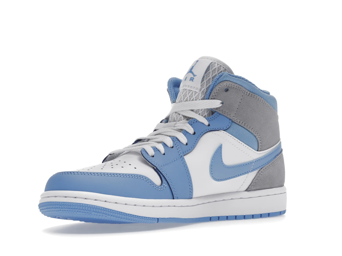 Vue 15 de Jordan 1 Mid University Blue Grey