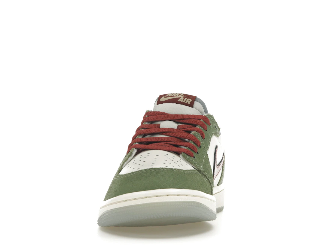Vue 11 de Jordan 1 Retro Low OG Year of the Dragon (2024)