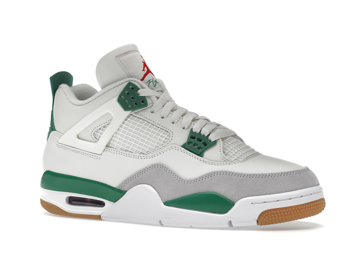 Vue 4 de Jordan 4 Retro SB Pine Green