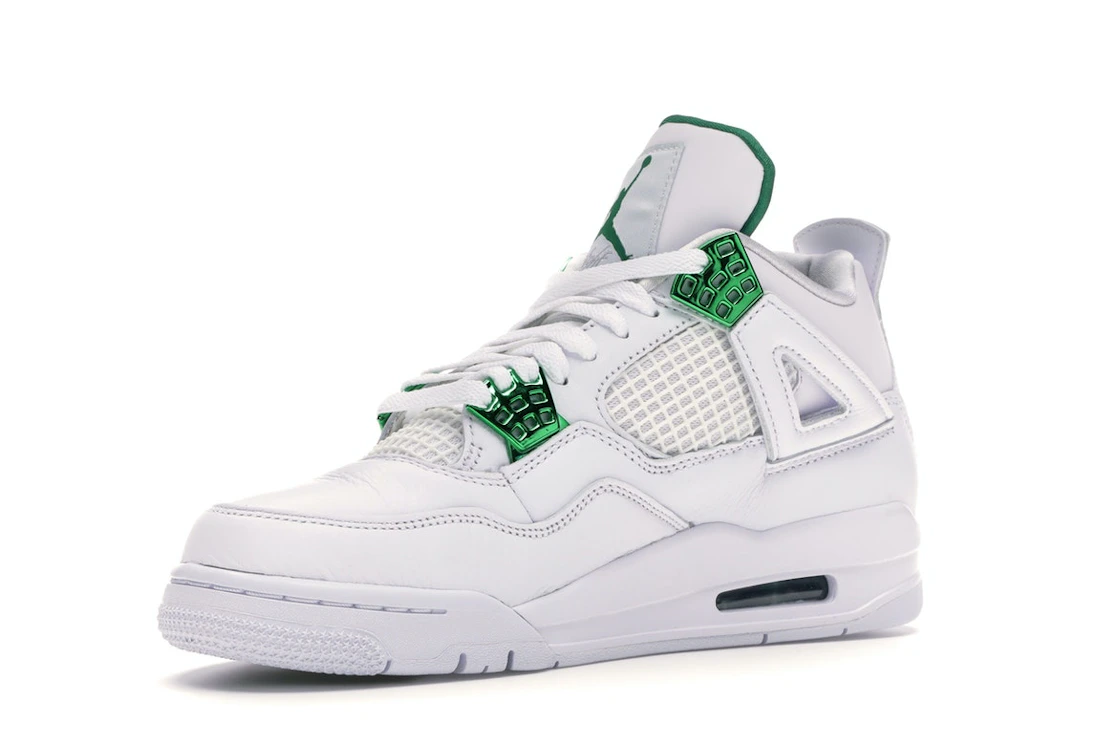 Vue 15 de Jordan 4 Retro Metallic Green