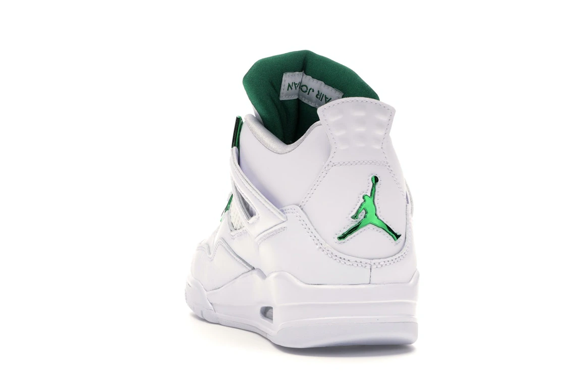 Vue 26 de Jordan 4 Retro Metallic Green