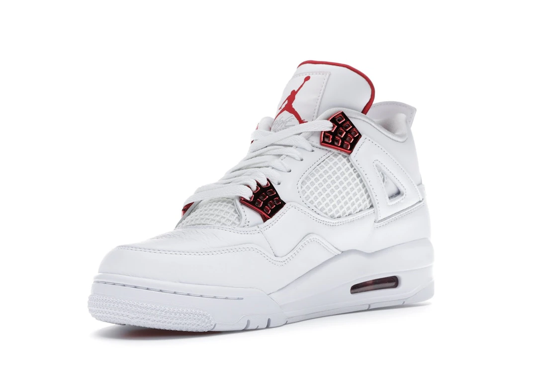 Vue 14 de Jordan 4 Retro Metallic Red