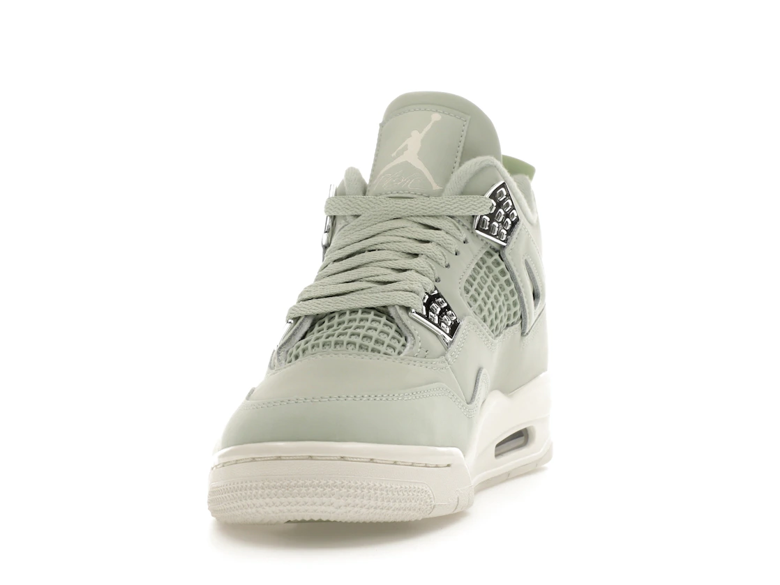 Vue 12 de Jordan 4 Retro Seafoam Sail 