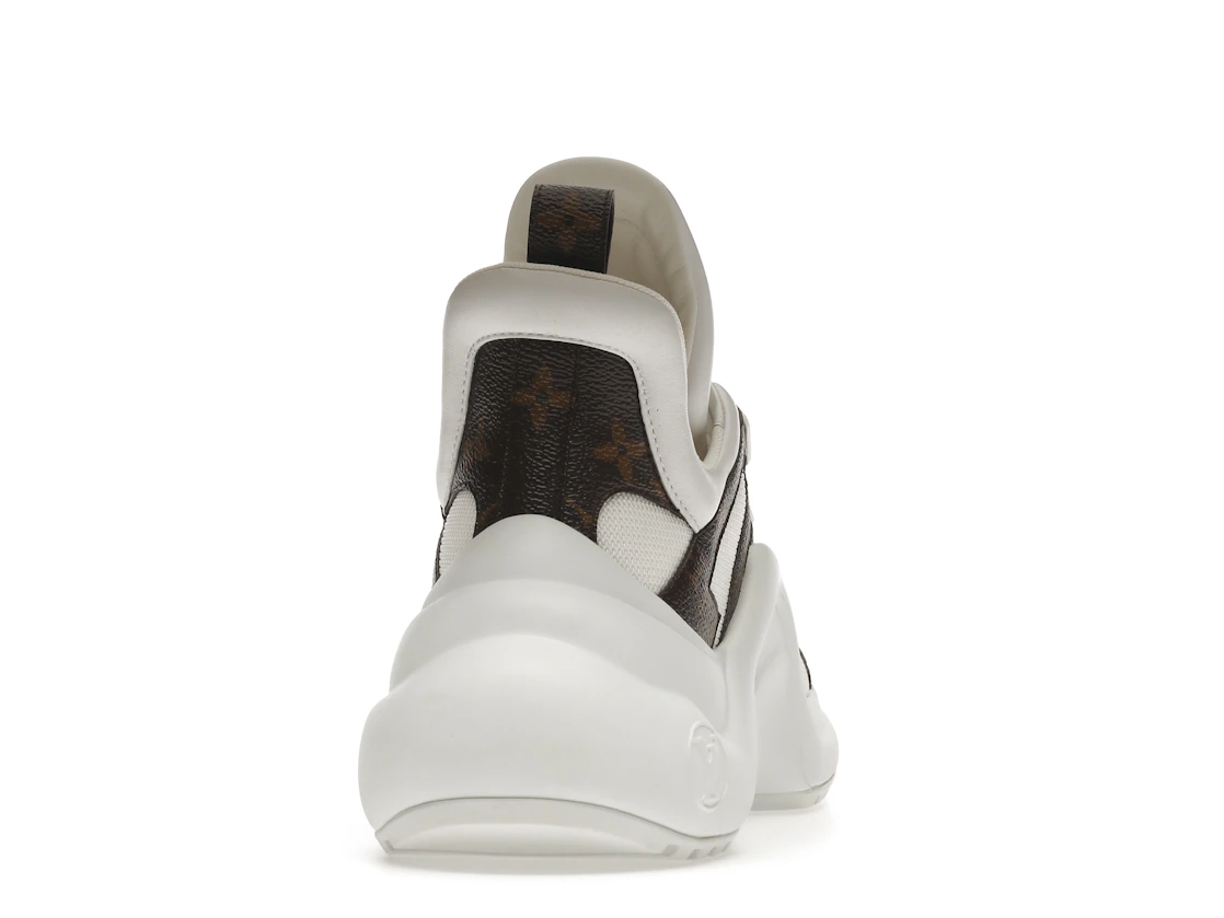 Vue 29 de Louis Vuitton Archlight Trainer Monogram White 