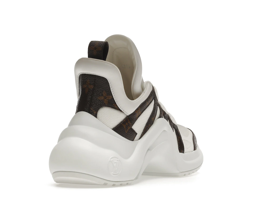 Vue 31 de Louis Vuitton Archlight Trainer Monogram White 