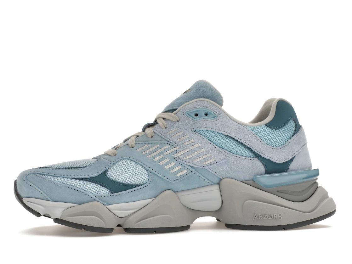 Vue 18 de New Balance 9060 Chrome Blue