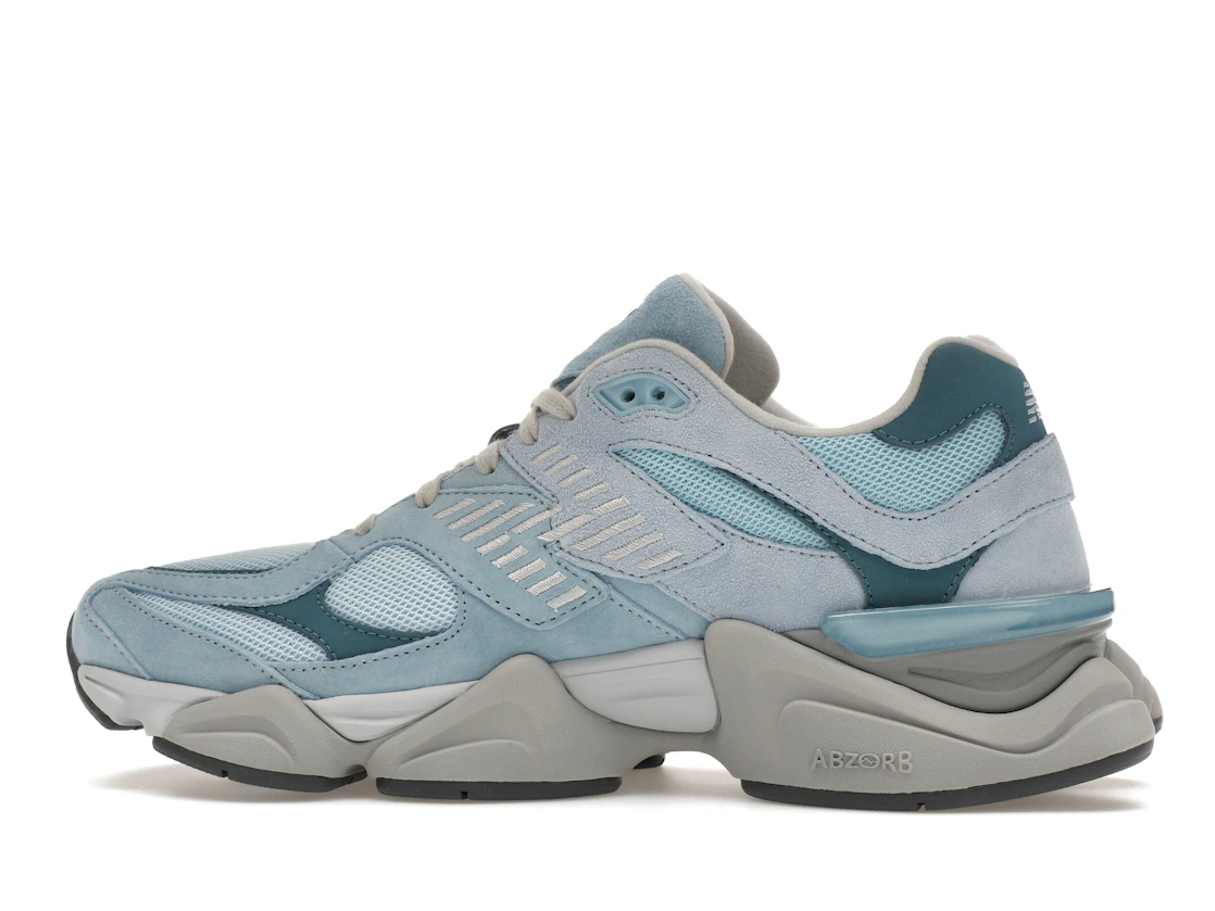 Vue 20 de New Balance 9060 Chrome Blue