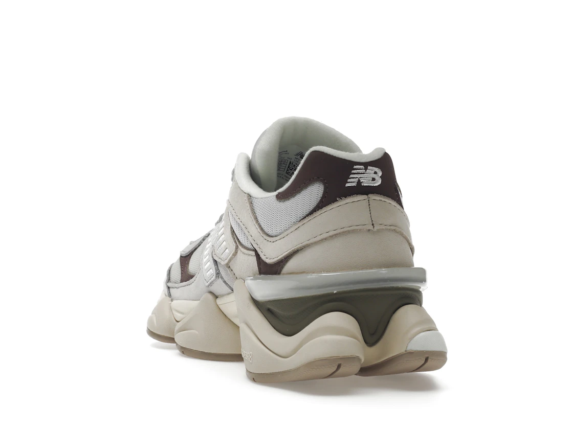 Vue 26 de New Balance 9060 Grey Matter Timberwolf