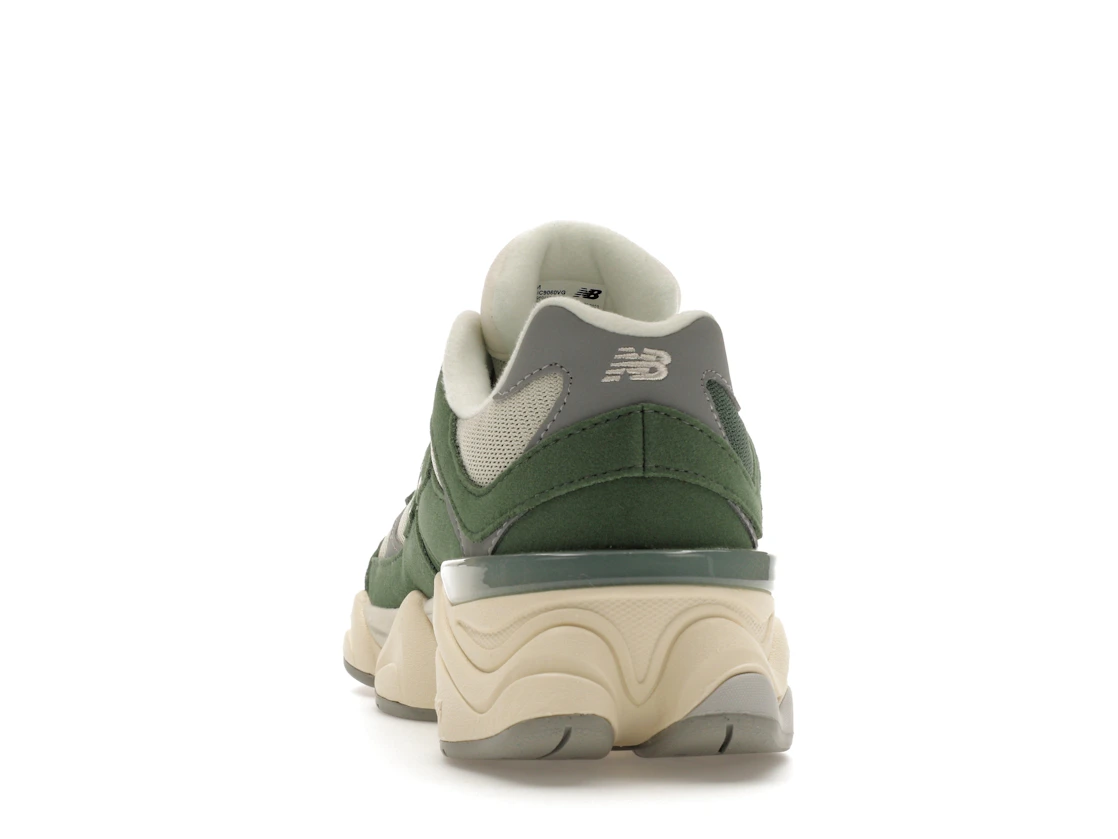 Vue 27 de New Balance 9060 Nori (GS)