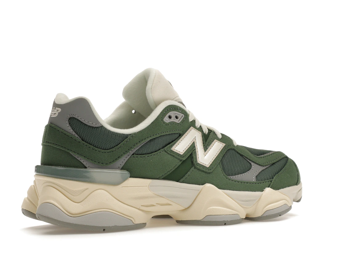 Vue 34 de New Balance 9060 Nori (GS)