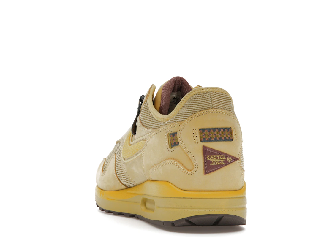 Vue 26 de Nike Air Max 1 Travis Scott Cactus Jack Saturn Gold