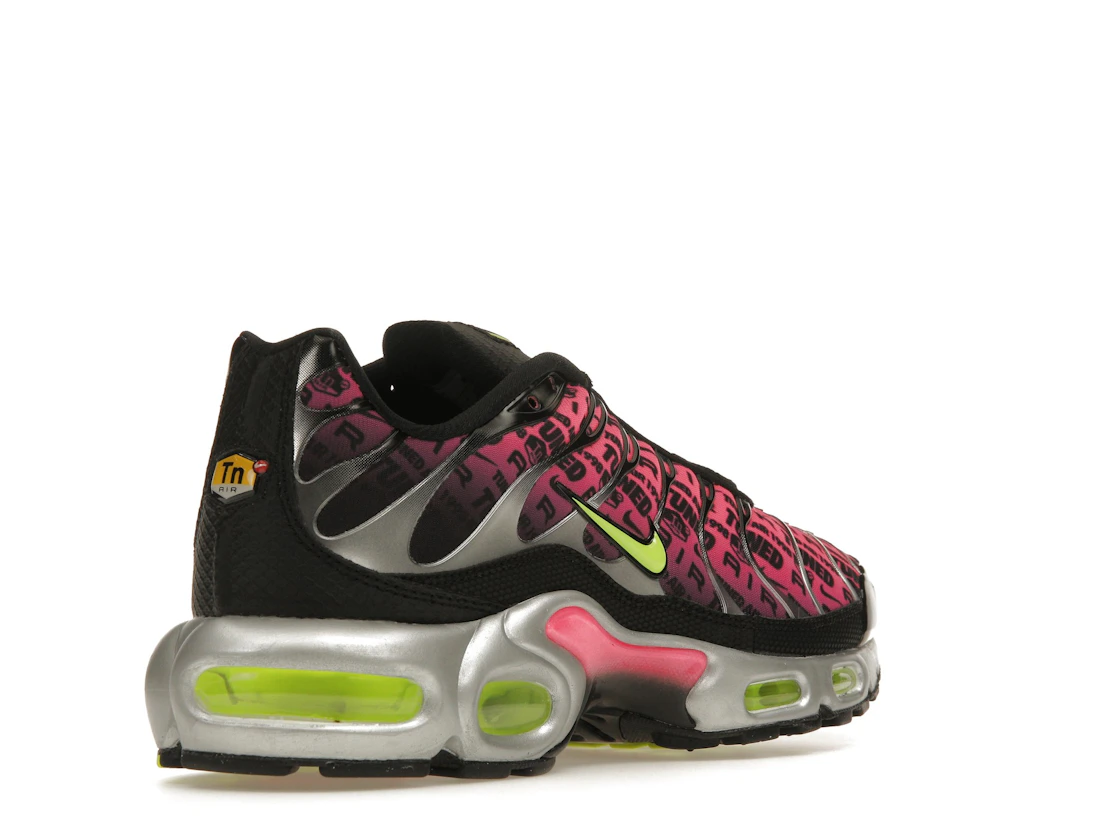 Vue 32 de Nike Air Plus Mercurial XXV Hyper Pink and Volt