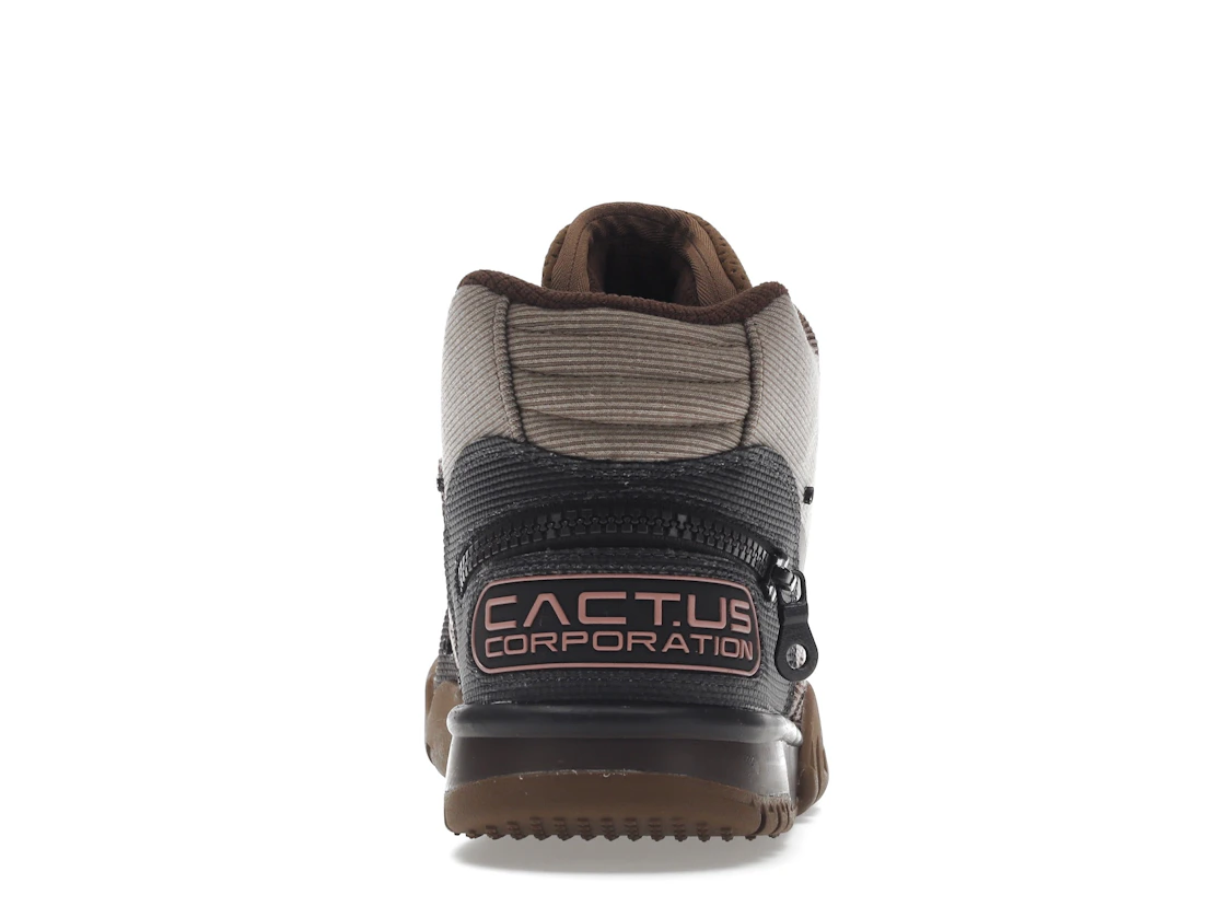 Vue 28 de Nike Air Trainer 1 SP Travis Scott Wheat