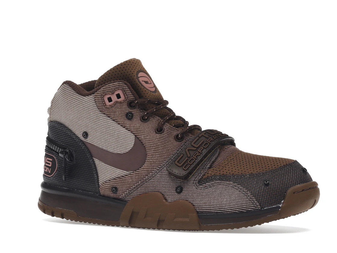 Vue 4 de Nike Air Trainer 1 SP Travis Scott Wheat