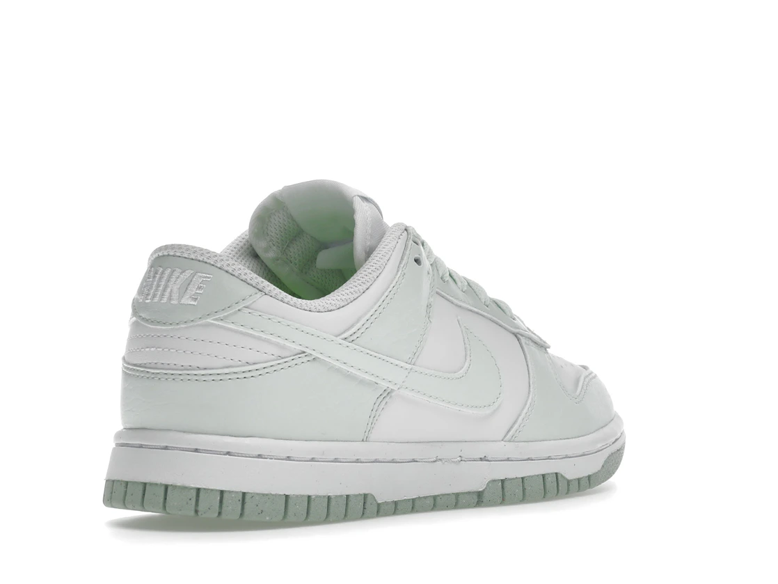 Vue 32 de Nike Dunk Low Next Nature White Mint 