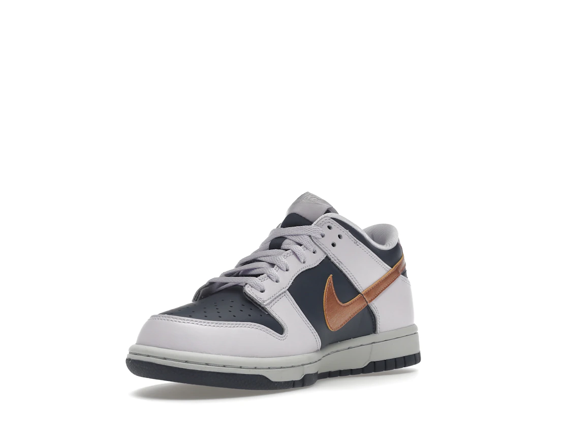 Vue 14 de Nike Dunk Low SE Copper Swoosh (GS)
