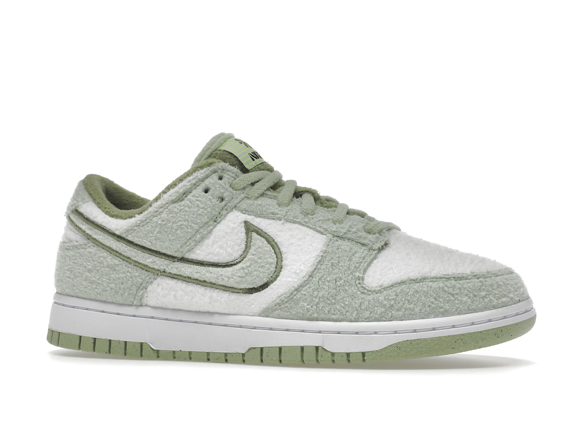 Vue 3 de Nike Dunk Low SE Fleece Pack Honeydew 