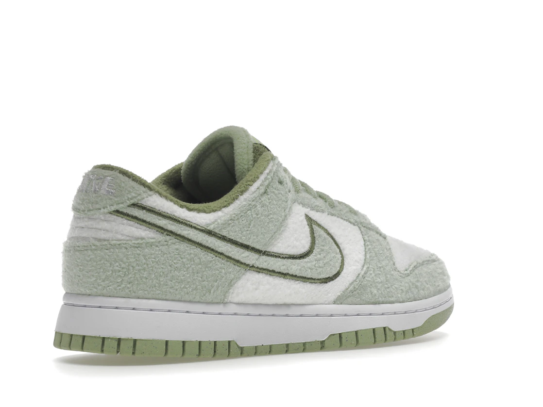 Vue 33 de Nike Dunk Low SE Fleece Pack Honeydew 