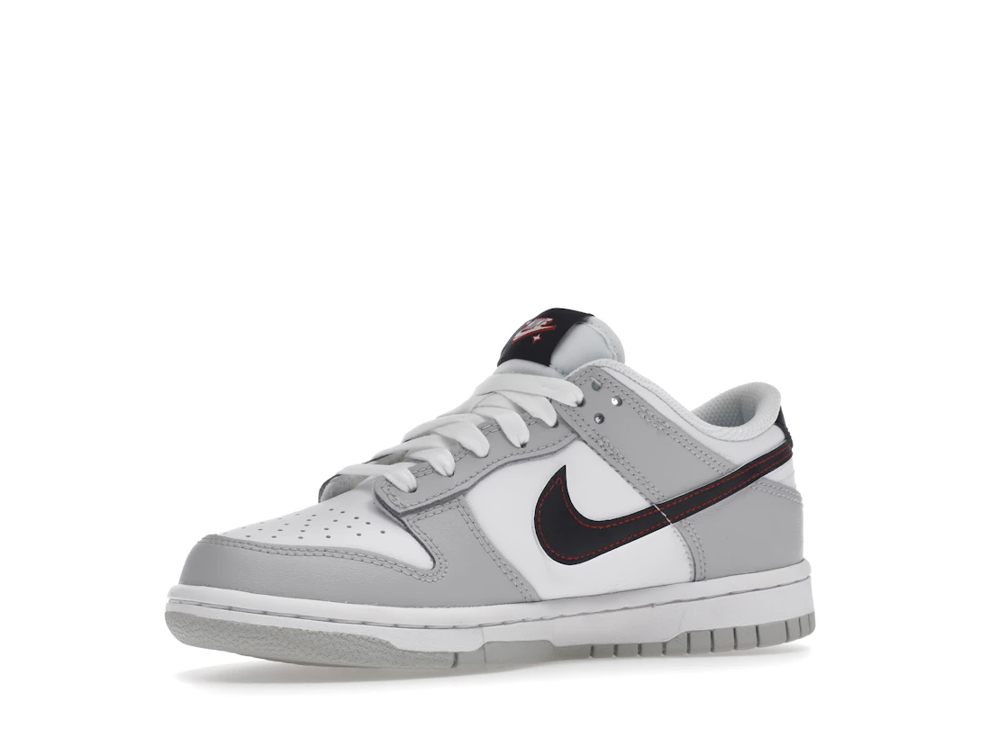 Vue 16 de Nike Dunk Low SE Jackpot (GS)