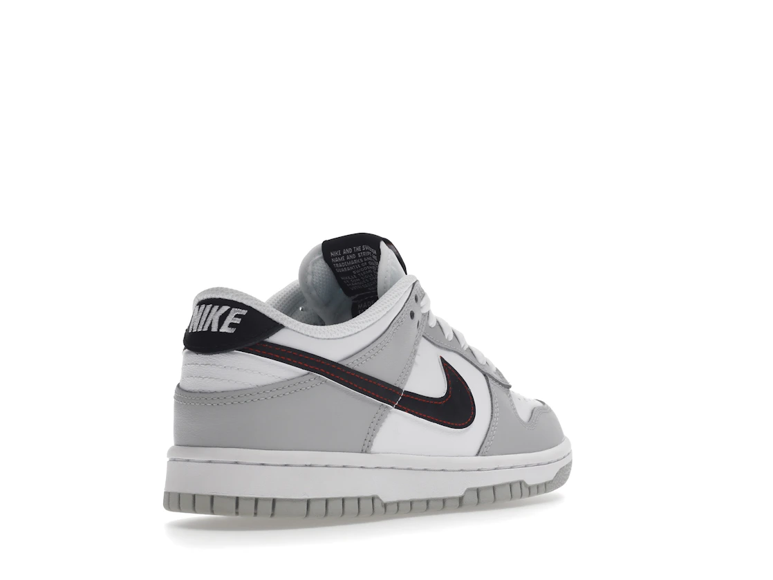 Vue 32 de Nike Dunk Low SE Jackpot (GS)