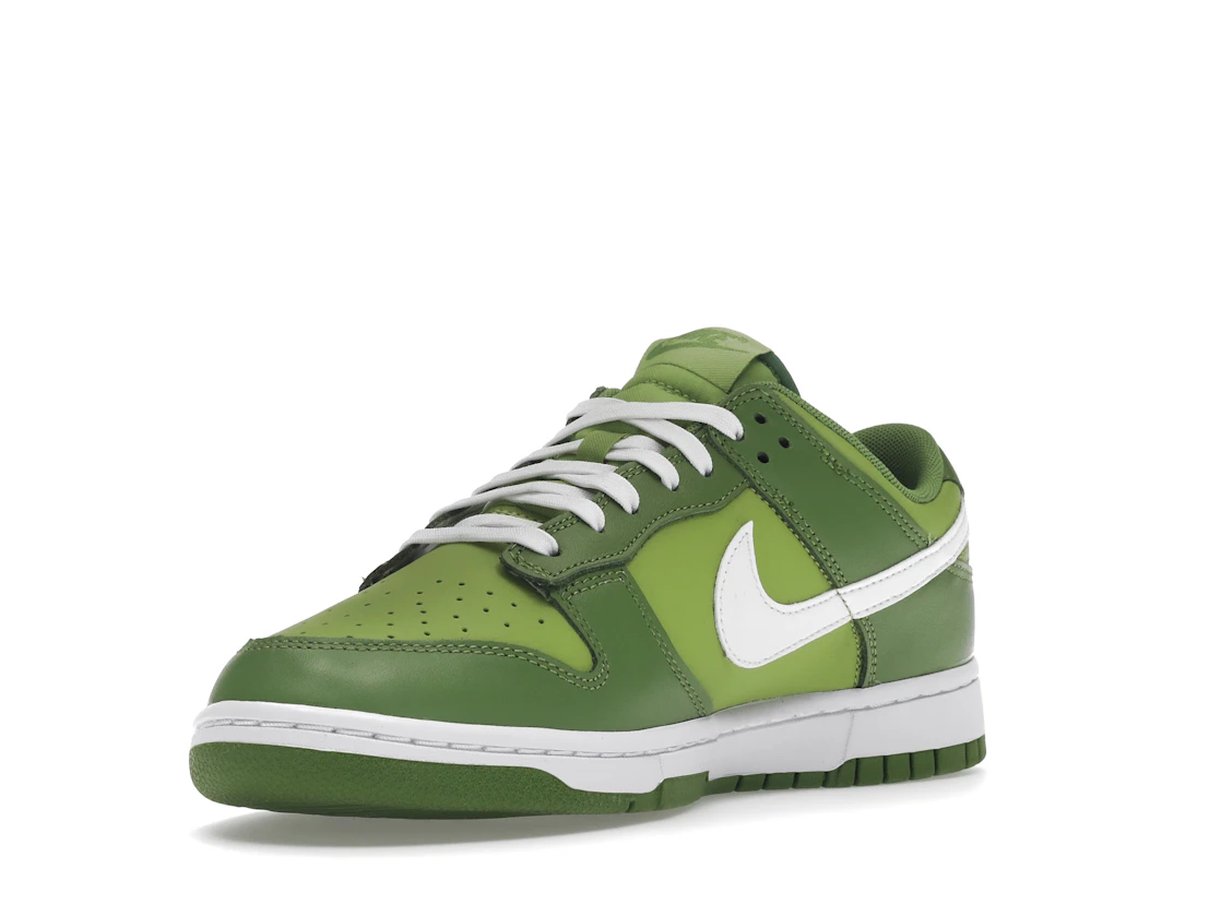 Vue 14 de Nike Dunk Low Chlorophyll