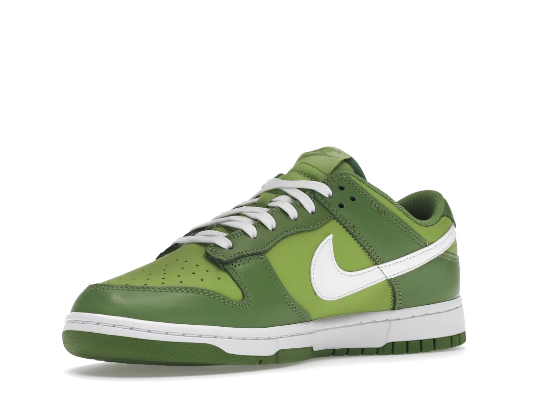 Vue 15 de Nike Dunk Low Chlorophyll