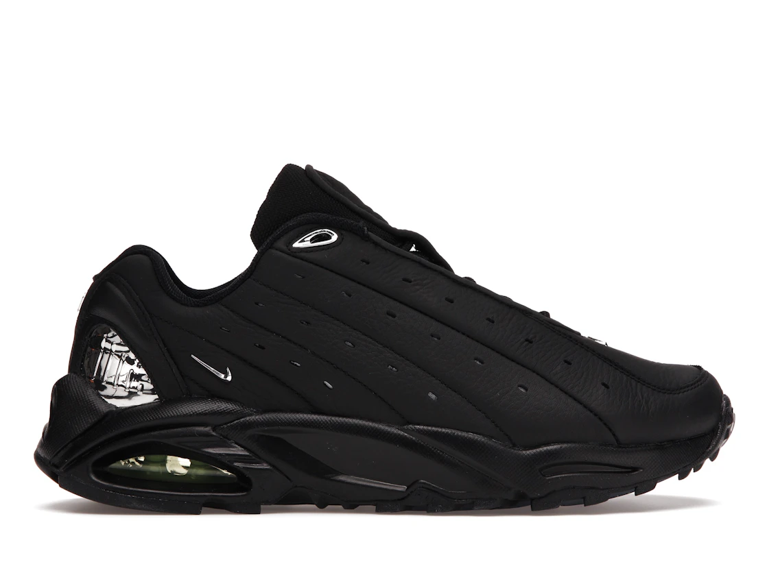 Vue 1 de Nike Hot Step Air Terra Drake NOCTA Triple Black