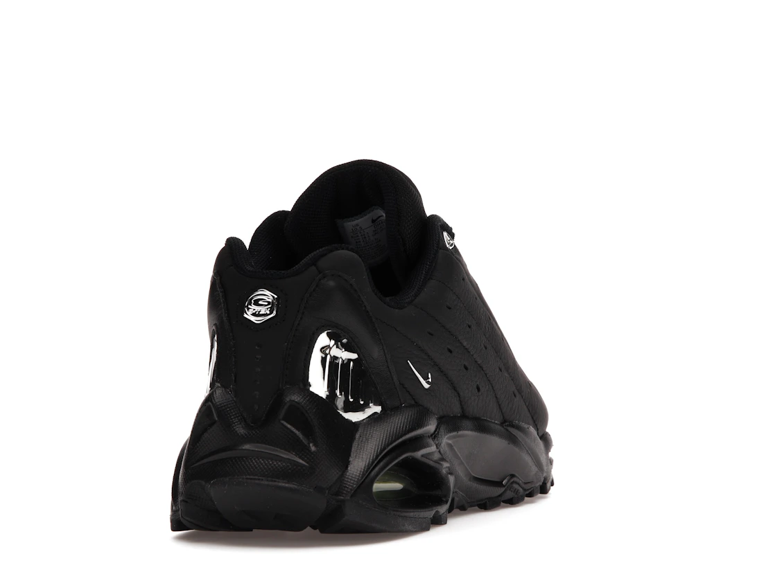 Vue 30 de Nike Hot Step Air Terra Drake NOCTA Triple Black