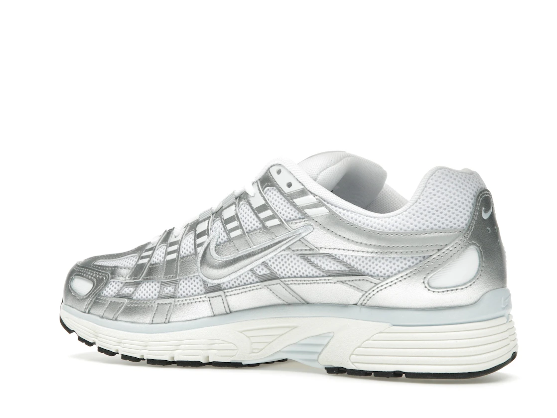 Vue 22 de Nike P-6000 White Blue Tint Sail Metallic Silver 