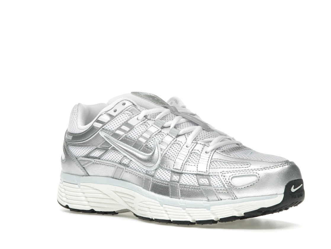 Vue 5 de Nike P-6000 White Blue Tint Sail Metallic Silver 