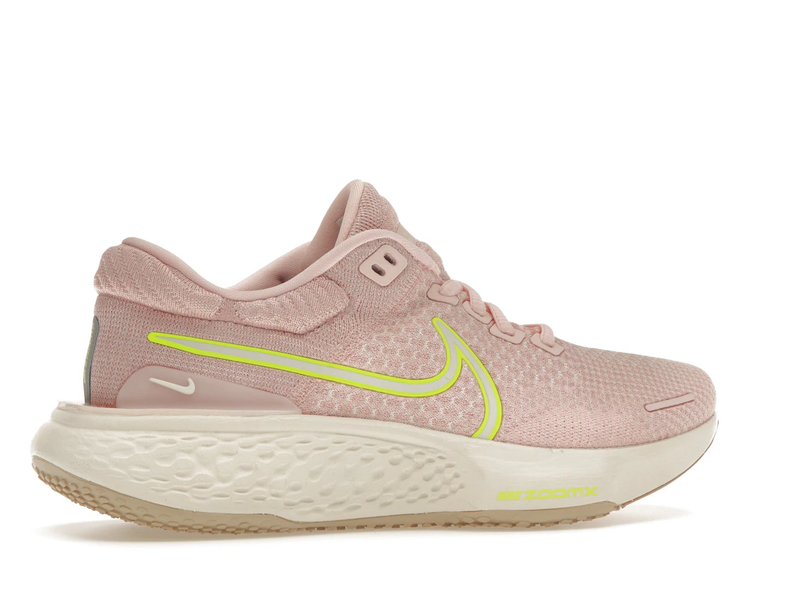 Vue 35 de Nike ZoomX Invincible Run Flyknit 2 Atmosphere Pink Oxford 
