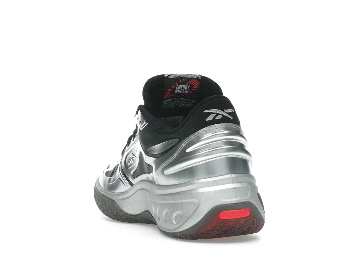 Vue 26 de Reebok Engine A Mobius Re-Boot