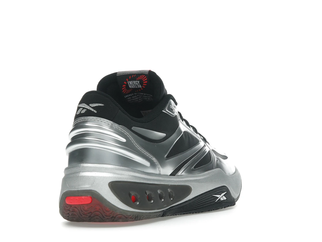 Vue 31 de Reebok Engine A Mobius Re-Boot