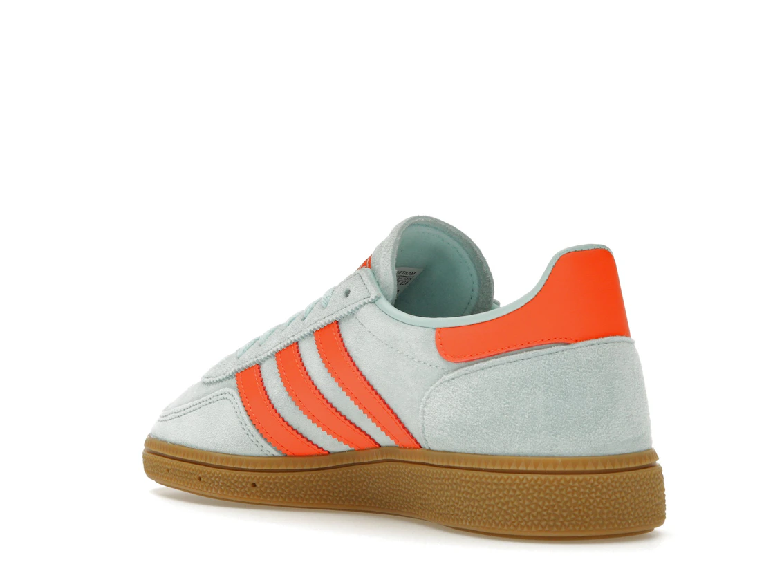 Vue 24 de adidas Handball Spezial Semi Flash Aqua 